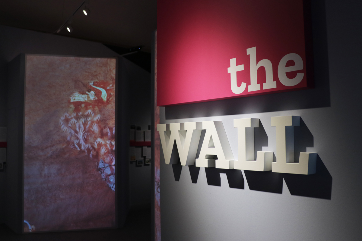 the wall mostra-20